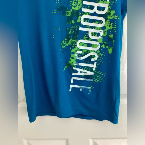 Aeropostale T- Shirt - Picture 6 of 10